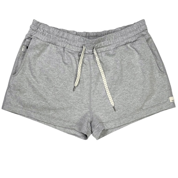 Vuori Halo Performance Shorts in Gray Size Large - Picture 5 of 13